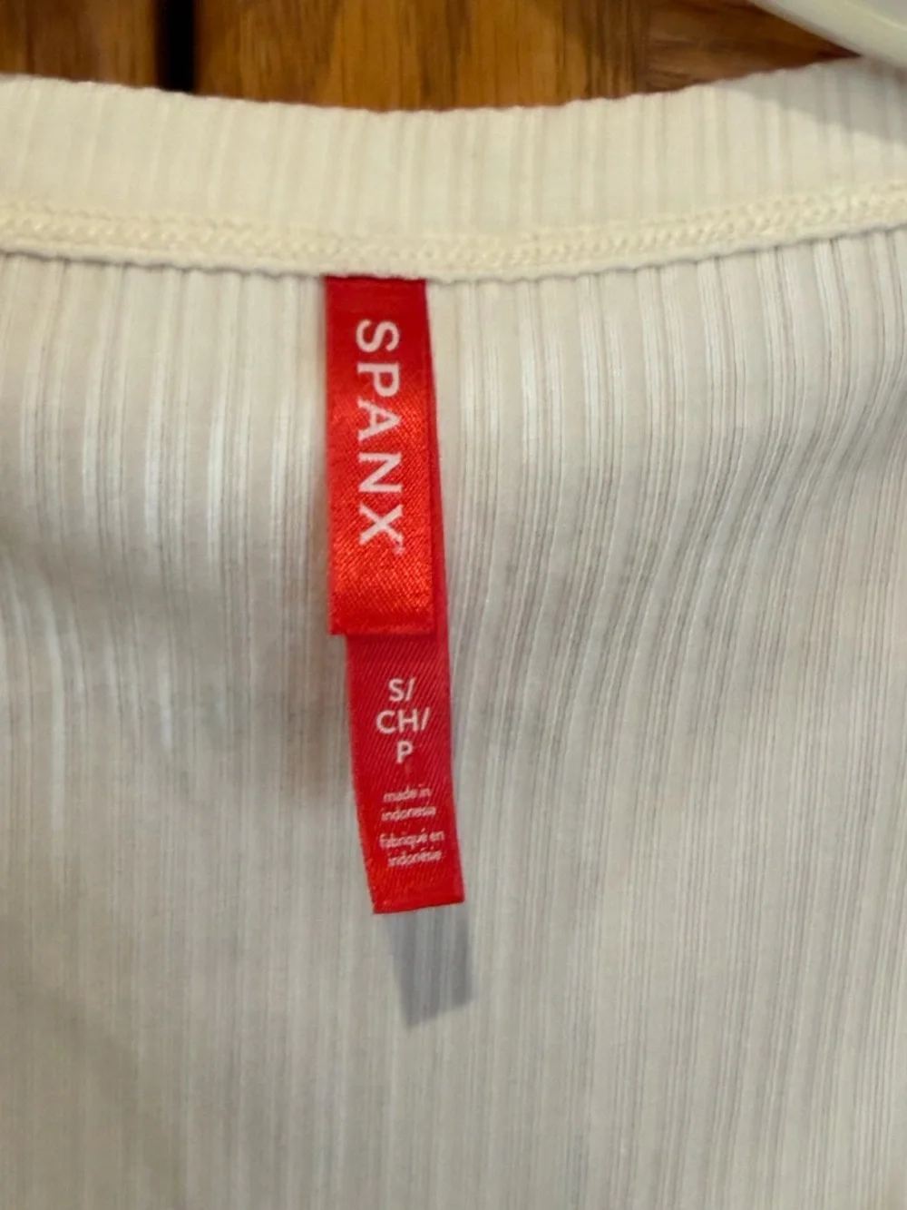 SPANX White Ribbed Scoop Neck Tank Top - Picture 3 of 5